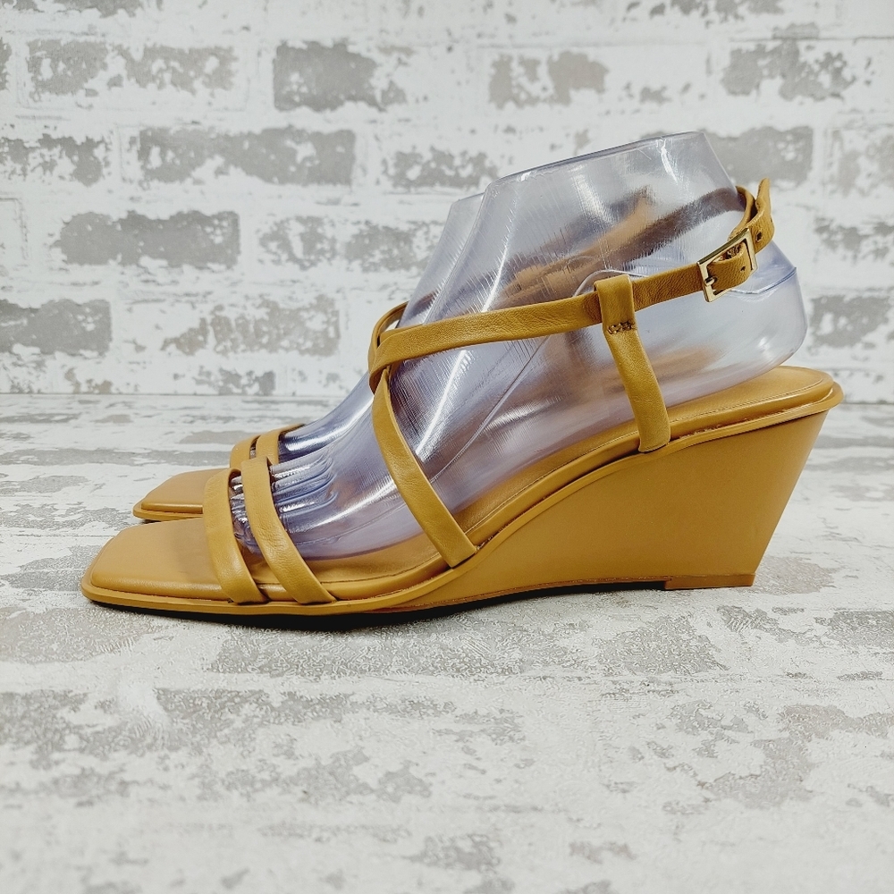 New Caslon Paola Tan Leather Wedge Heel Sandals T427